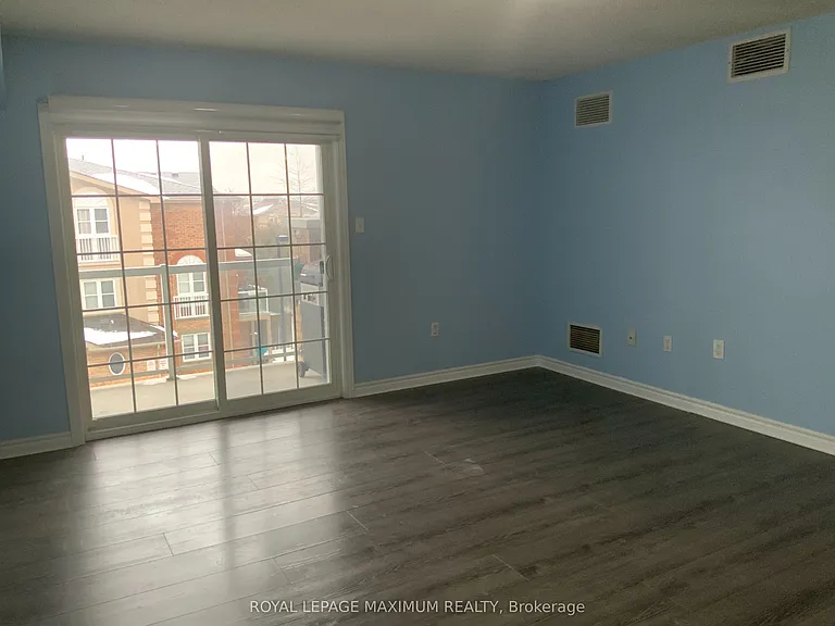 137 Sydenham Wls N #29 — Photo 7