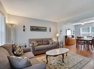 3 Nature Blvd, Jackson, NJ 08527