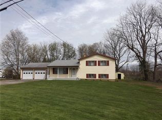 7011 S Lake Rd, Bergen, NY 14416