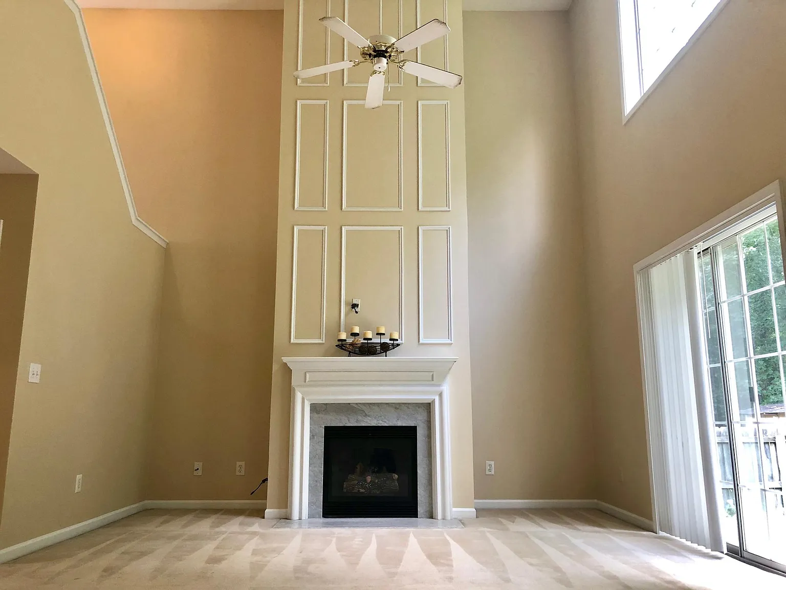 3 bed, 2.5 bath, 1780 sqft, $2,290 — Photo 2