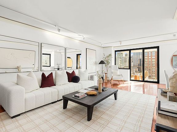 4th image of 10 W 66th St APT 29E