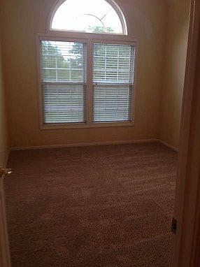 spare bedroom
