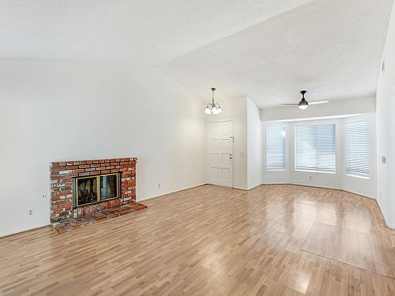 4th image of 29536 Poppy Meadow St
