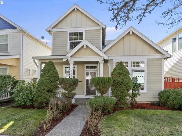 5648 NE Canard Dr, Hillsboro, OR 97124