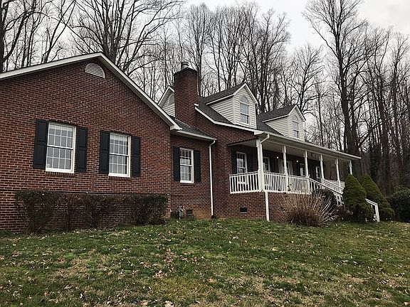 4th image of 4951 Unicoi Dr