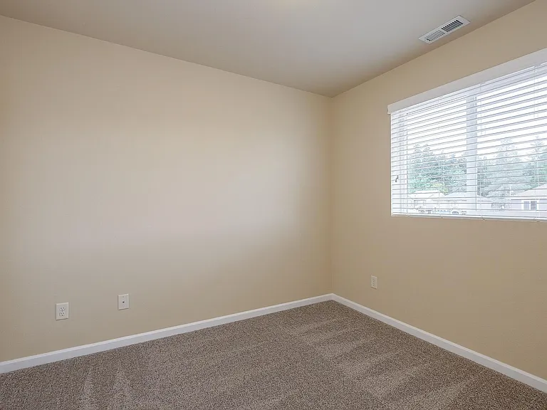 3992 SE Lone Oak St — Photo 13