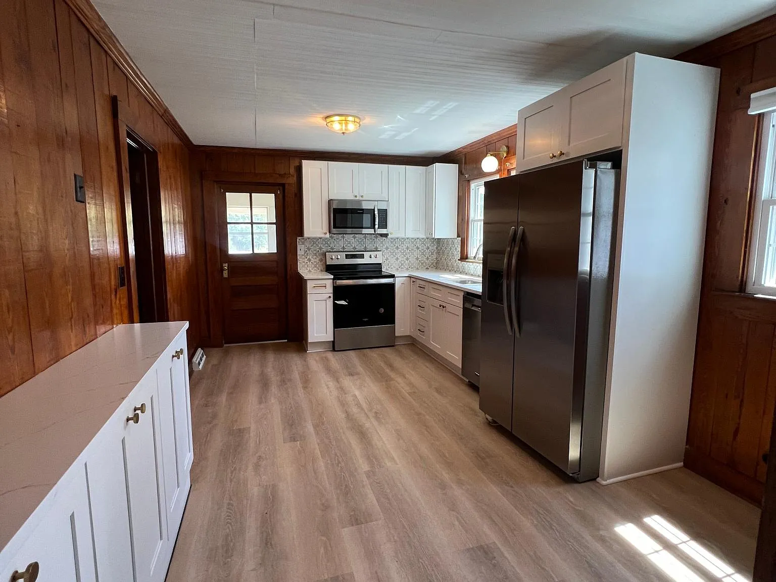 6700 Idols Rd — Photo 3