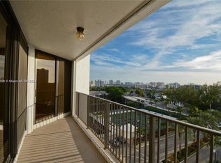 300 Three Islands Blvd APT 308, Hallandale, FL 33009
