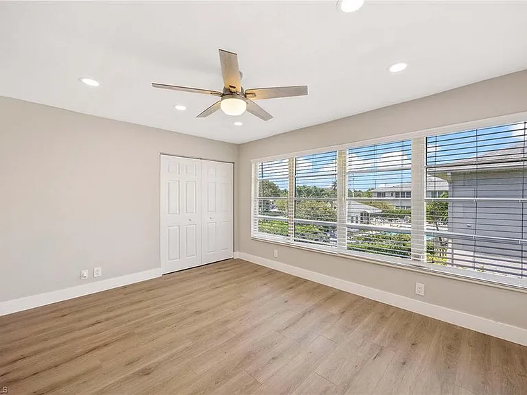 707 Neapolitan Way #707 — Photo 12
