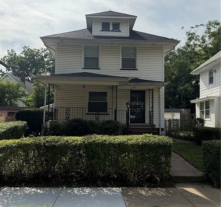 1st image of 1180 E 146th St