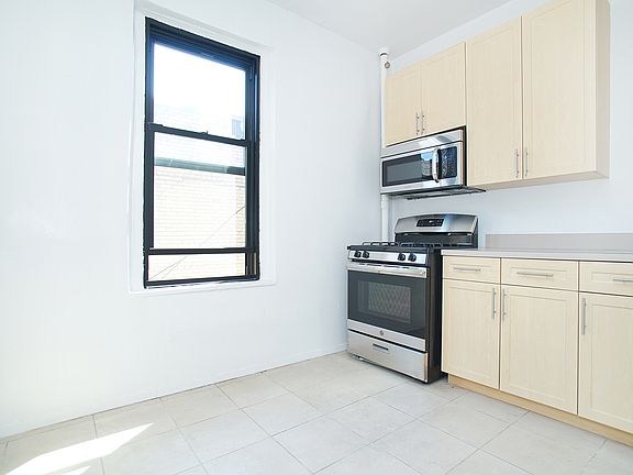 4th image of 350 Fort Washington Ave APT 2G