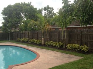 15351 SW 169th Ln, Miami, FL 33187