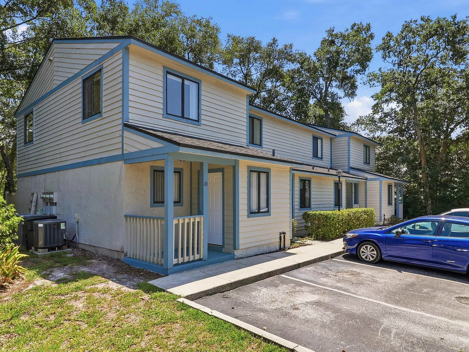 2 bed, 1.5 bath, 1078 sqft, $1,750 — Photo 1