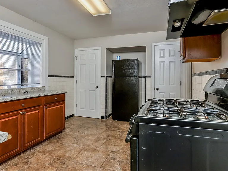 1 Saint Mark Dr — Photo 12
