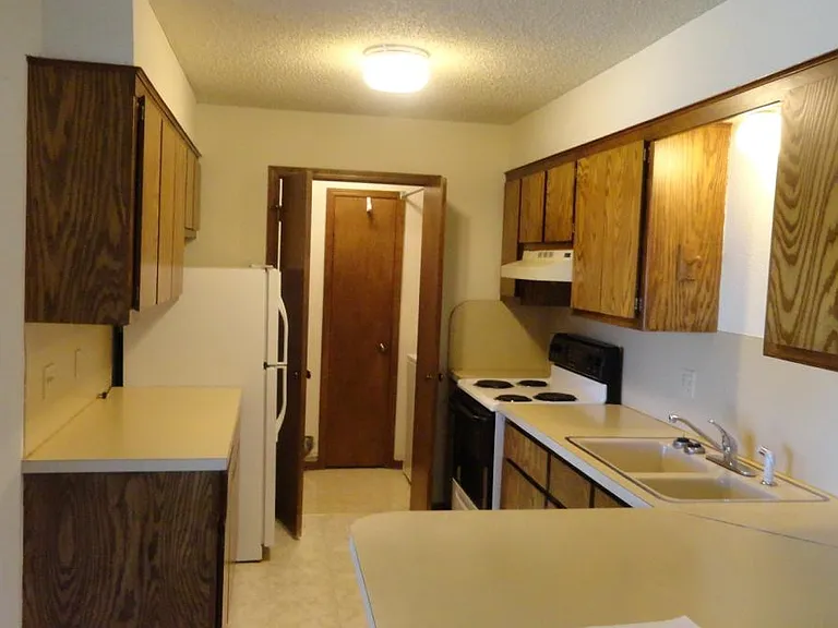 Kitchen and Laundry