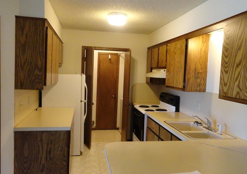 Kitchen and Laundry