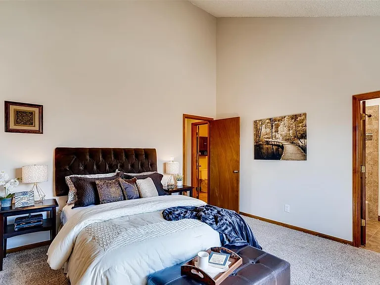 Master Bedroom with ensuite bathroom