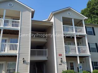 905 Hanahan Ct Unit 1B, Greensboro, NC 27409