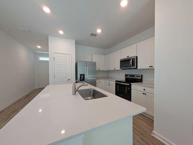 3225 Schoolmarm St — Photo 6