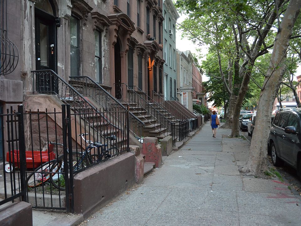 1st image of 310 Clermont Ave APT 3
