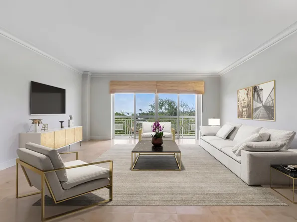 250 Bradley Place #606, Palm Beach, FL 33480