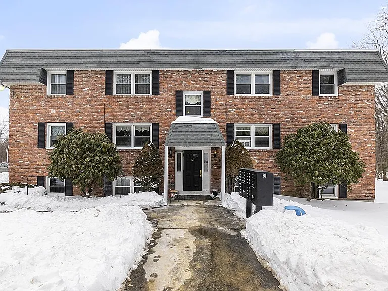 61 Appleton Rd #10 — Photo 1