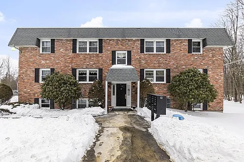 61 Appleton Rd #10 Photo 1 61 Appleton Rd #10 Photo 1