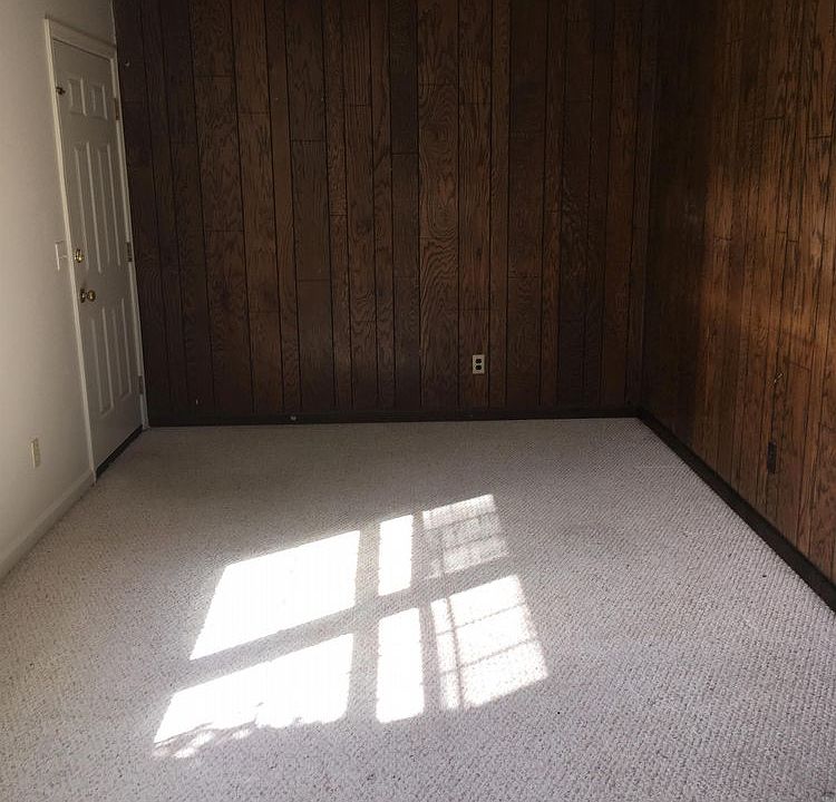 1st image of 144 W Grattan St