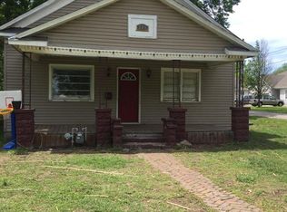 200 S Cherokee St, Frontenac, KS 66763