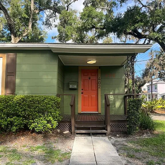 402 W Paris St — Photo 2