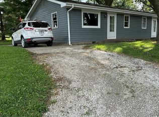 1502 N Riverside Rd #2, Saint Joseph, MO 64507