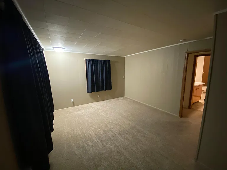 310 W Edgington St — Photo 14