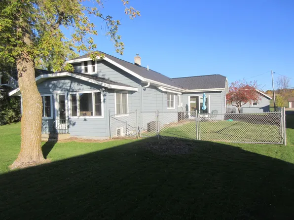 N8648 Linden Beach Rd, Fond Du Lac, WI 54937