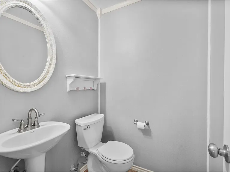 2131 Kemah Village Dr — Photo 19