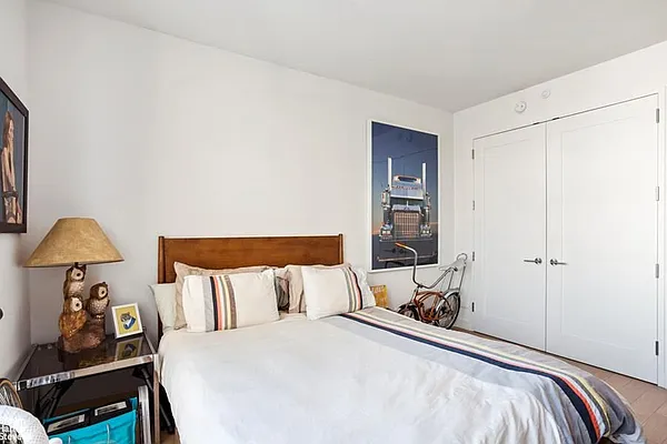 Rented by Brown Harris Stevens | media 16