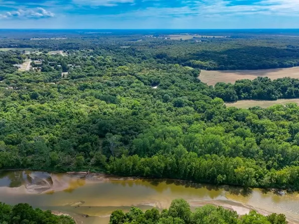 7500 Riverbend Dr #15 & 16, Shawnee, OK 74804