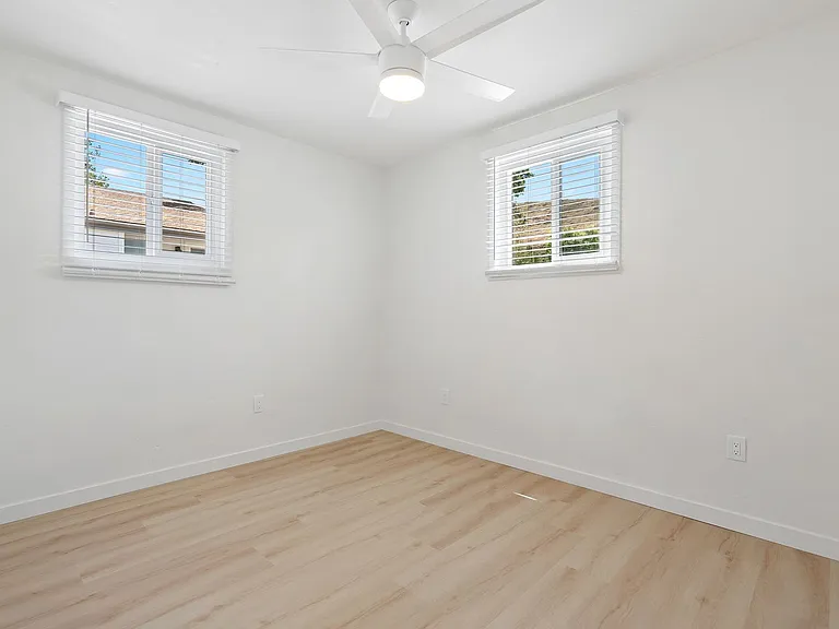 3122 Rockview Place — Photo 4