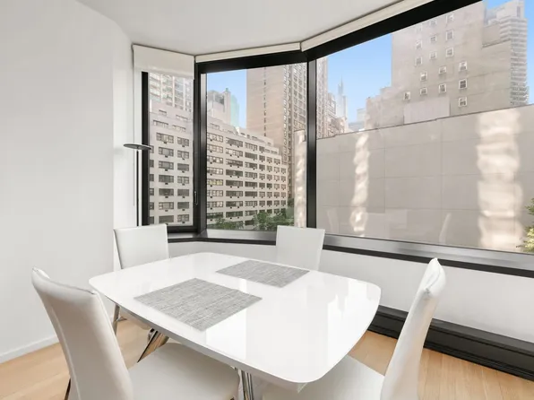 50 United Nations Plaza image 4 of 13