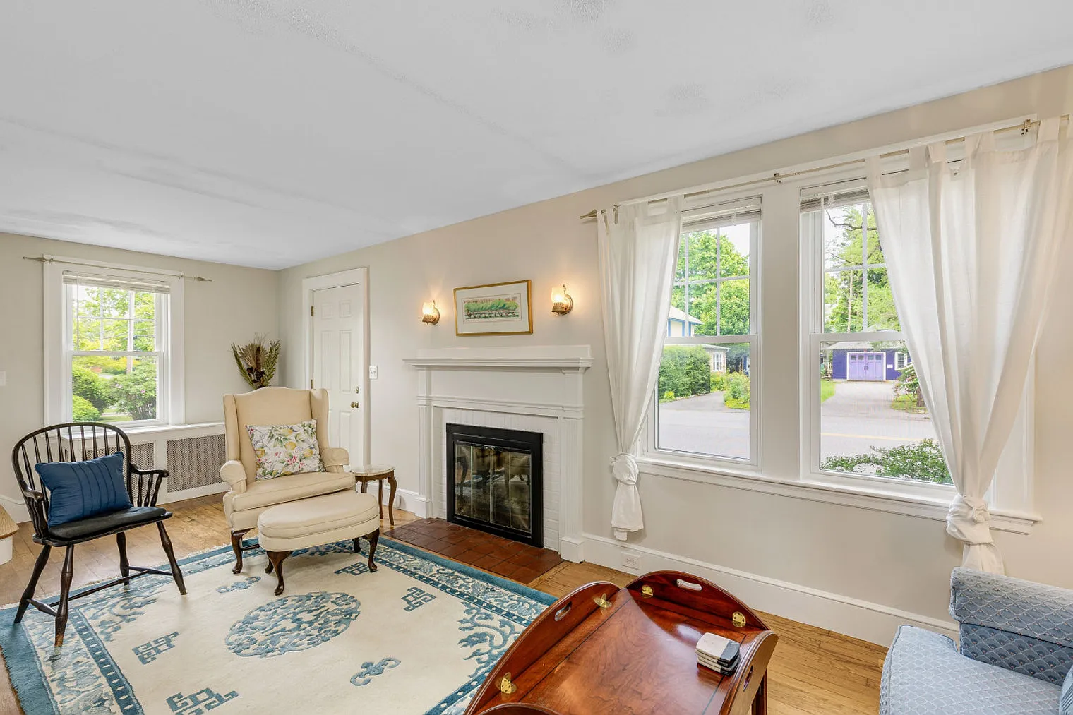 3 bed, 2.0 bath, $2,467 — Photo 3