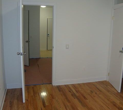 4th image of 537 W 49th St APT 3