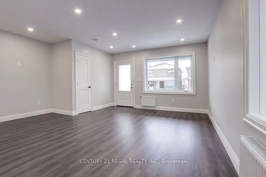 2 bed, $2,899 — Photo 3