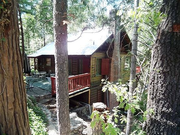 2nd image of 522 Rose Ln