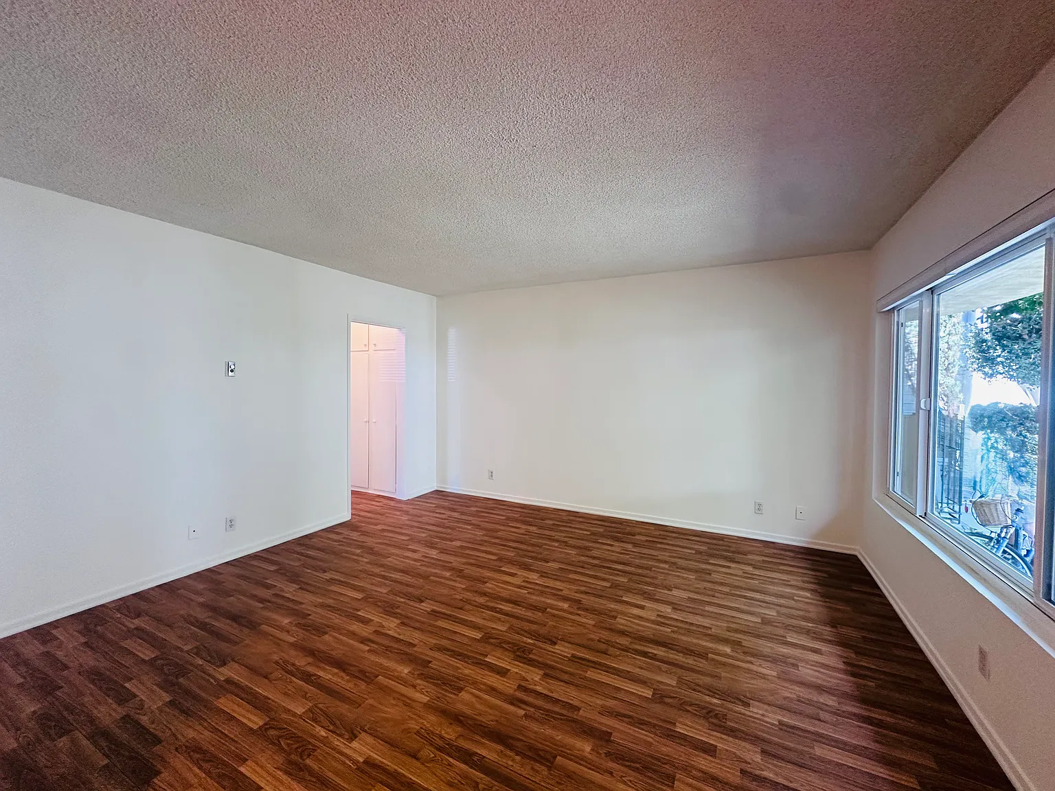 1 bed, 600 sqft, $2,495 — Photo 2