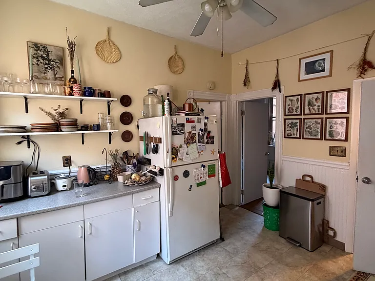 211 Salem St #2 — Photo 3