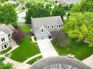 11821 W 128th St, Overland Park, KS 66213