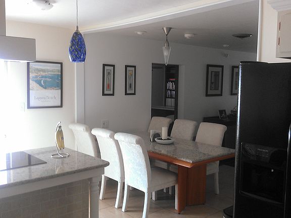 5th image of 2485 Whitehall Cir