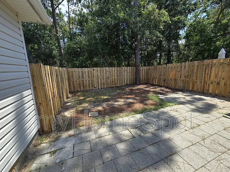 9580 Cobblebrook Dr — Photo 15