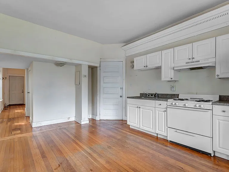 101 Dwight St — Photo 10