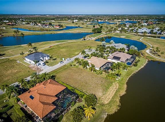 5th image of 18012 Bluewater Dr