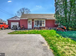 1303 Mount Gretna Rd, Elizabethtown, PA 17022